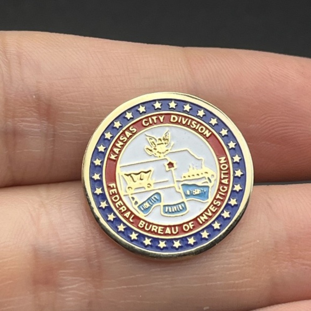 Kansas City Division Federal Bureau Of Investigation FBI Lapel Hat‎ Pin
